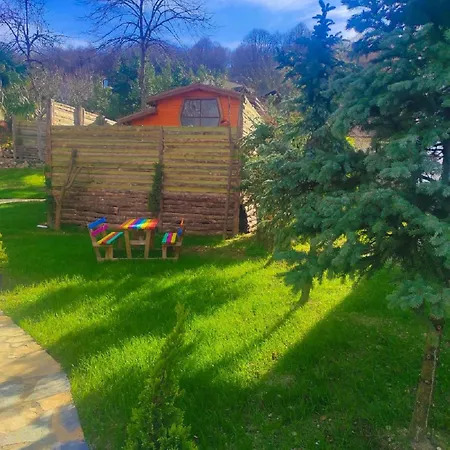 Seker Alpehytte Sapanca